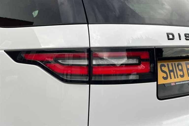 2019 Land Rover Discovery 2.0 SD4 HSE 5dr Auto ESTATE DIESEL Automatic