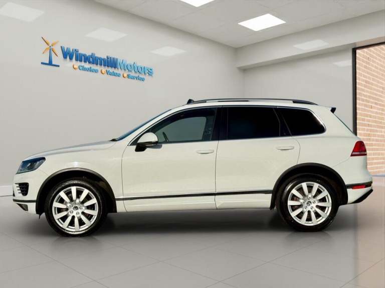 2015 Volkswagen Touareg 3.0 V6 TDI BlueMotion Tech 262 R-Line 5dr Tip Auto ESTATE DIESEL Automatic