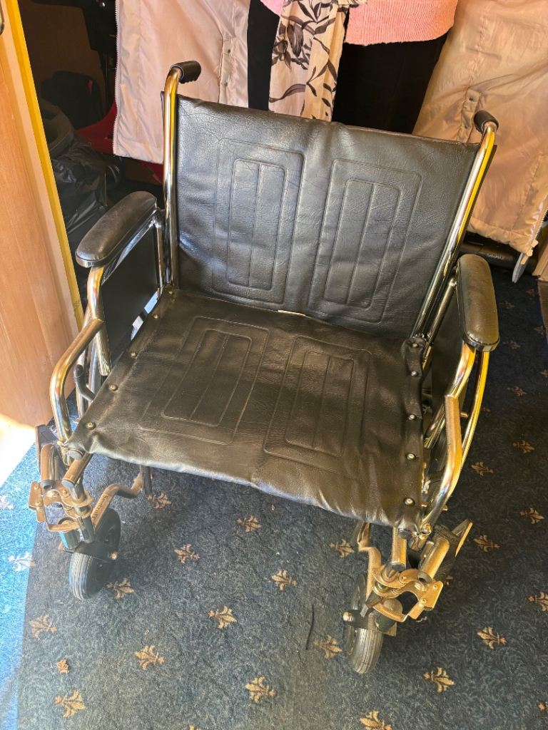 wheelchair 