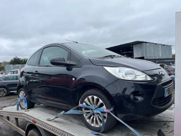 Ford ka mk2 1.2 2010 black BREAKING FOR PARTS 