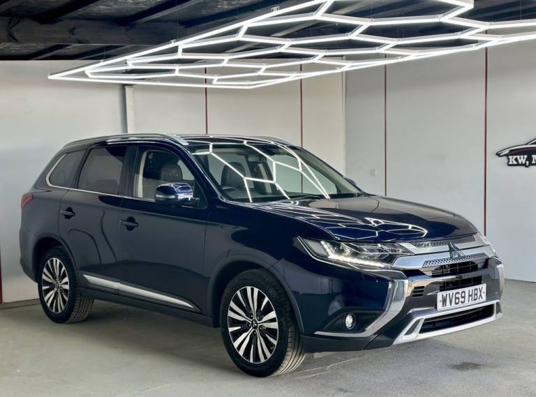 2019 Mitsubishi Outlander 2.0 MIVEC Exceed SUV 5dr Petrol CVT 4WD Euro 6 (s/s) (150 ps) ESTATE Pe...