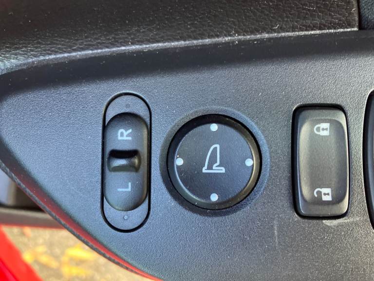 2018 Honda Civic 1.0 VTEC Turbo 126 SE 5dr Hatchback PETROL Manual