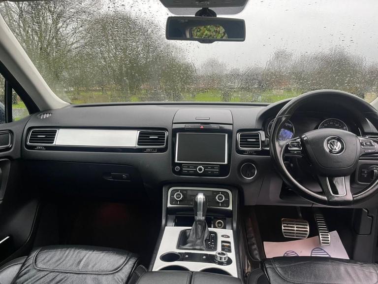 2014 Volkswagen Touareg 3.0 TDI V6 BlueMotion Tech R-Line Tiptronic 4WD Euro 5 (s/s) 5dr ESTATE D...