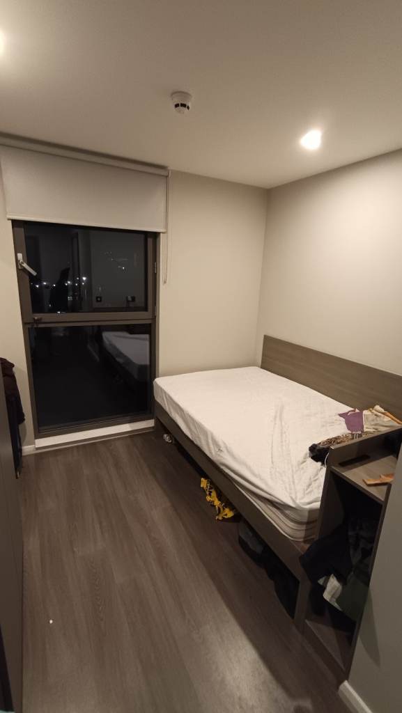 Single ensuite room available at Little Patrick Street Student Roost