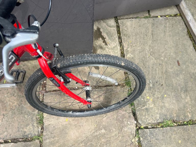 Isla Bikes Beinn 24 Kids Bicycle – Red, Good Condition