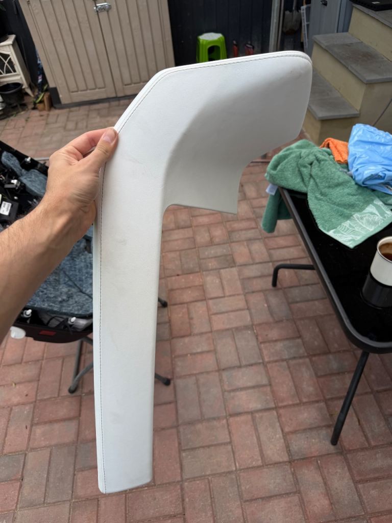 Tesla model S white interior part 102321417-E