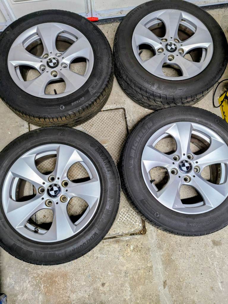 Genuine BMW 16 inch alloys with good tyres