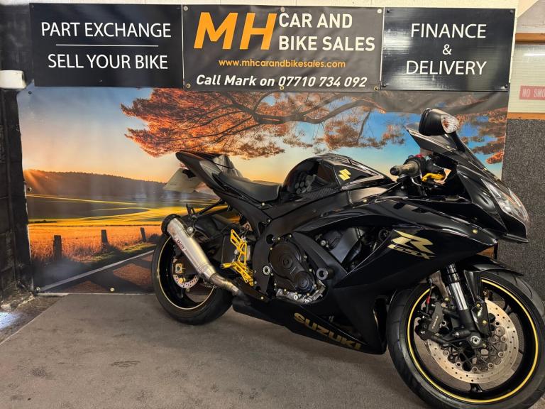 2008 Suzuki GSX-R GSX-R750 K8 Black 16500 miles Extras Sports Petrol Manual