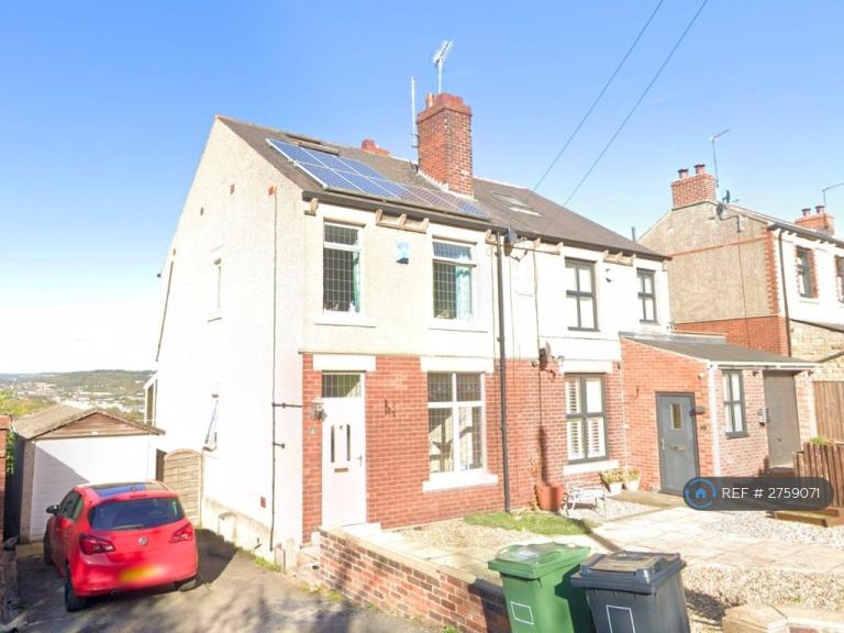 3 bedroom house in Claremont Longcauseway, Dewsbury, WF12 (3 bed) (#2759071)