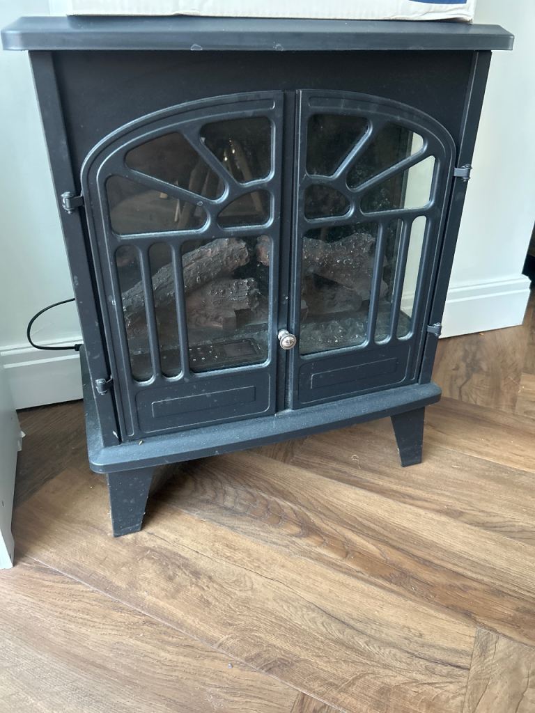 Black Electric Fireplace Heater – Good Condition