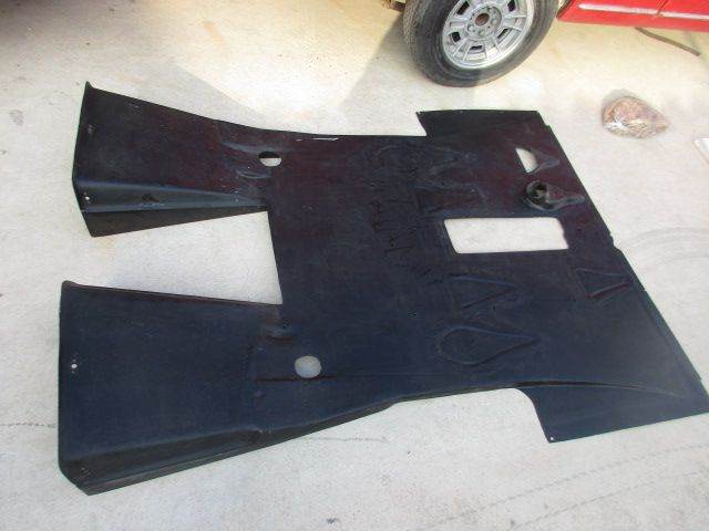 Underbody floor Ferrari F40 LM