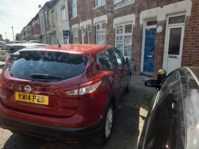 Nissan, QASHQAI, Hatchback, 2014, Manual, 1197 (cc), 5 doors