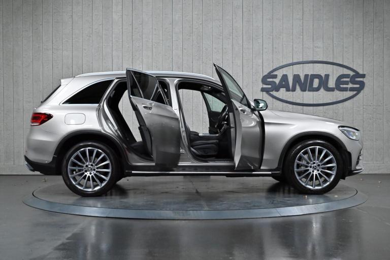 2020 Mercedes-Benz GLC 2.0 GLC300d AMG Line (Premium) G-Tronic+ 4MATIC Euro 6 (s/s) 5dr ESTATE Di...