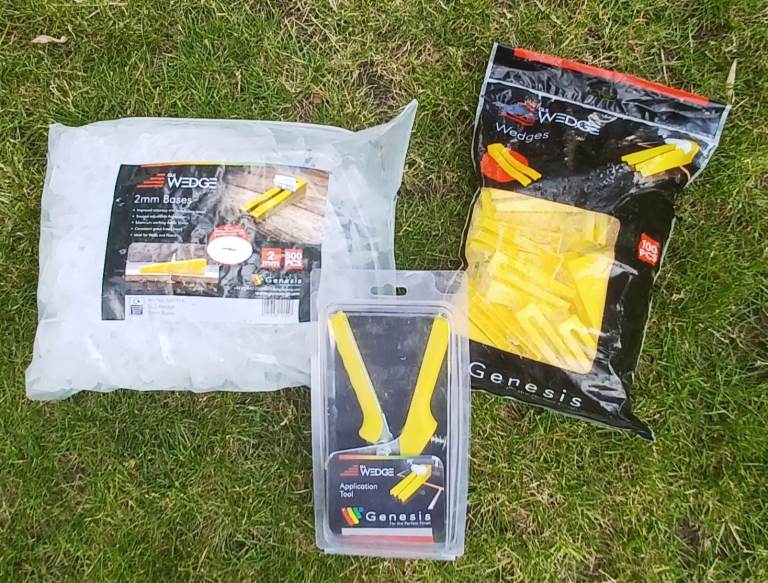 GENESIS tile levelling kit