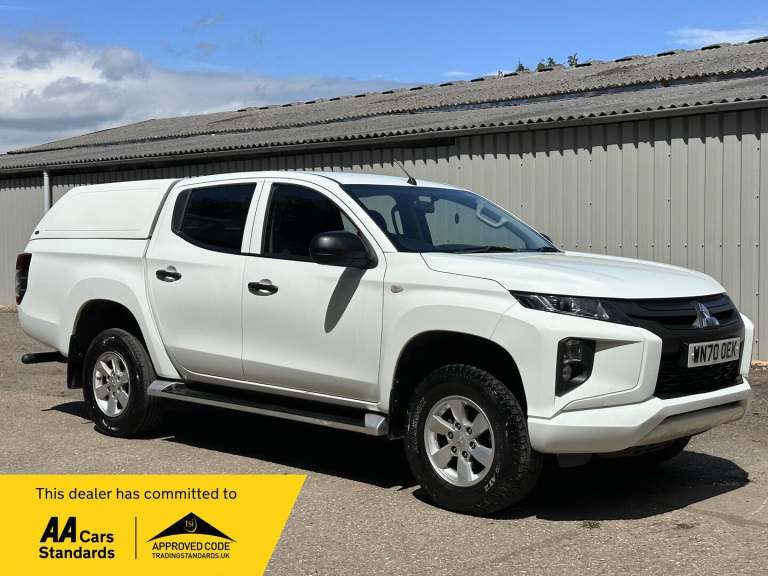 2020 Mitsubishi L200 Double Cab DI-D 150 4Life 4WD PICK UP DIESEL Manual