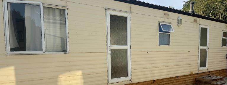 static caravan for long time rental 