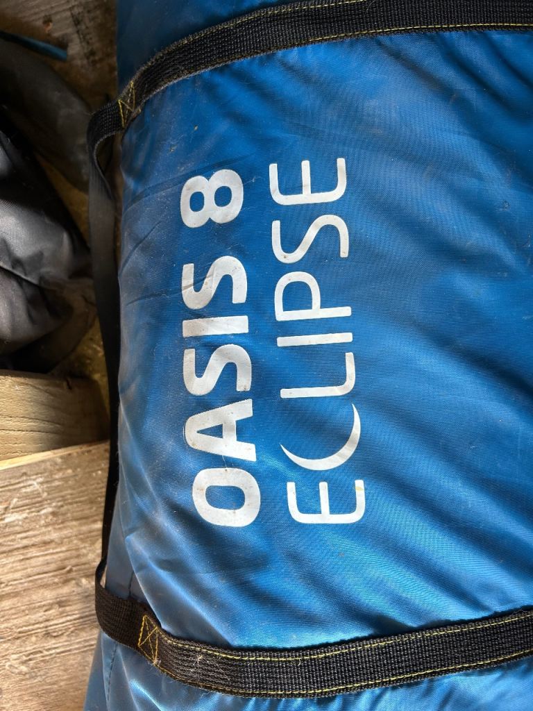 Large family/group tent - 8 berth *reduced for quick sale