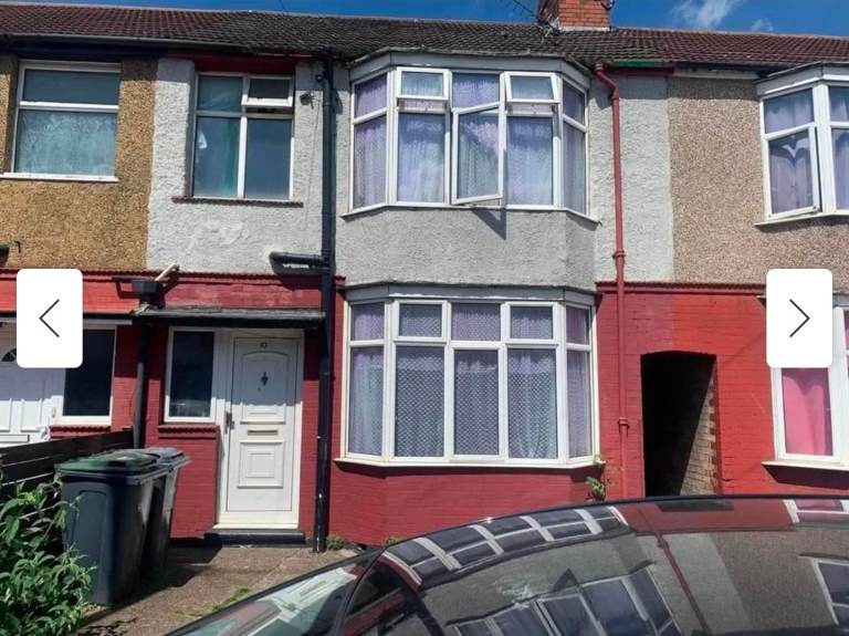 3 bed terraced house to rent Carisbrooke Road, Luton LU4