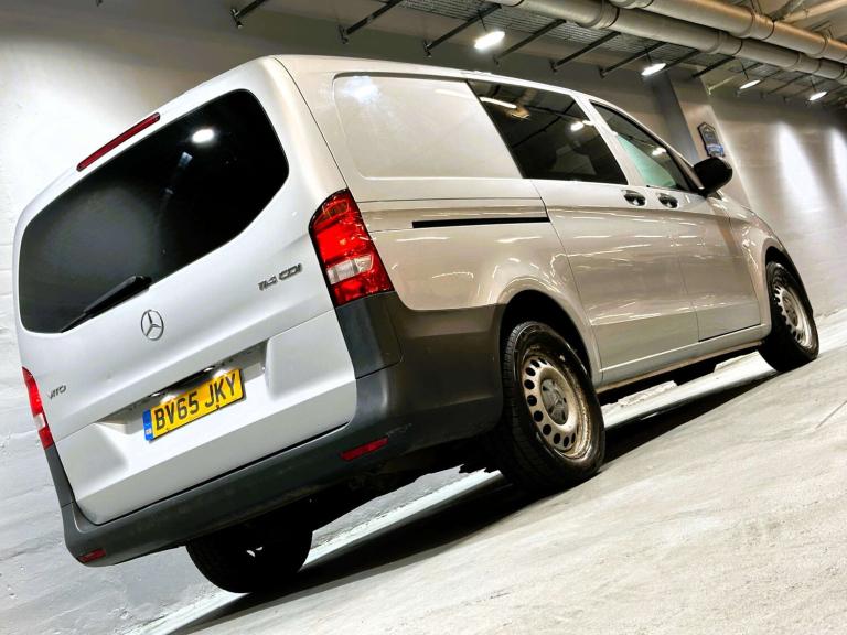 2015 Mercedes-Benz Vito 114CDI BlueTec Crew Van PANEL VAN DIESEL Automatic