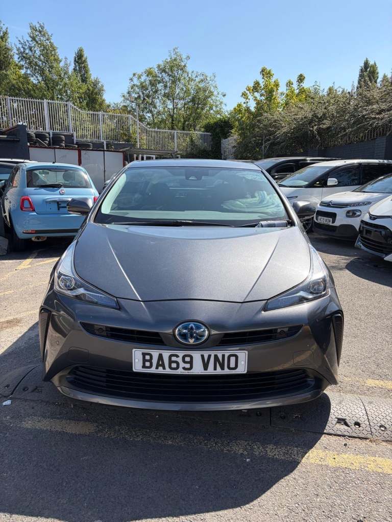 Toyota Prius 1.8 VVT-h Business Edition CVT Euro 6 (s/s) 5dr Petrol/Electric Hybrid Automatic