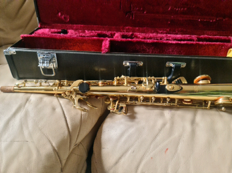 YAMAHA YSS-475 Soprano Saxophone