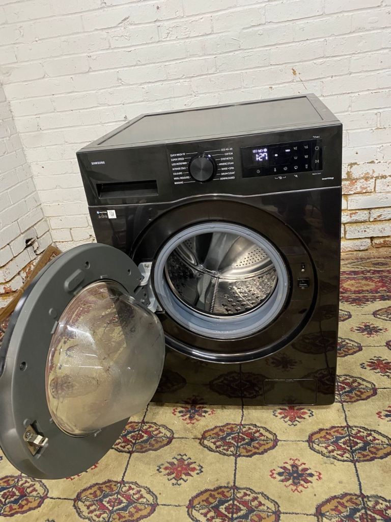 🚚Beautiful Samsung Black 10Kg Washing Machine For Sale