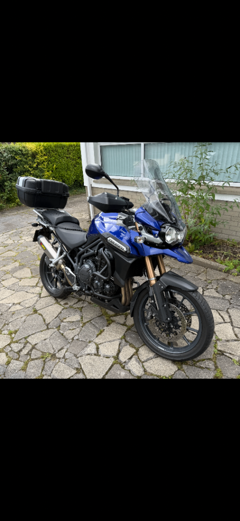 Triumph Explorer 1200 Scorpion Exhaust.