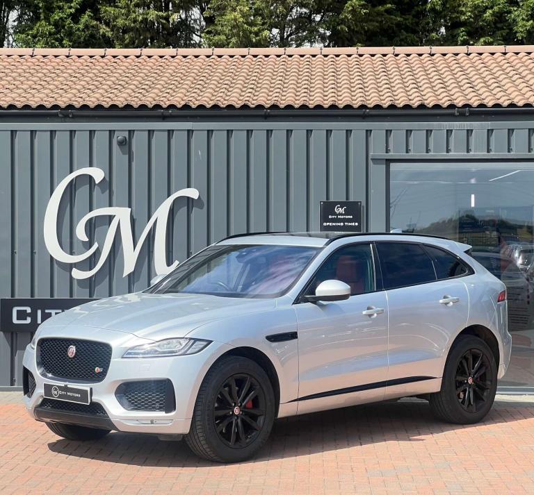 2017 Jaguar F-Pace 3.0 F-PACE V6 S AWD D Auto 4WD 5dr SUV Diesel Automatic