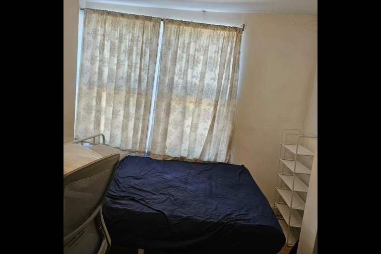 Spacious & Cosy Single room for rent NG2 4BU