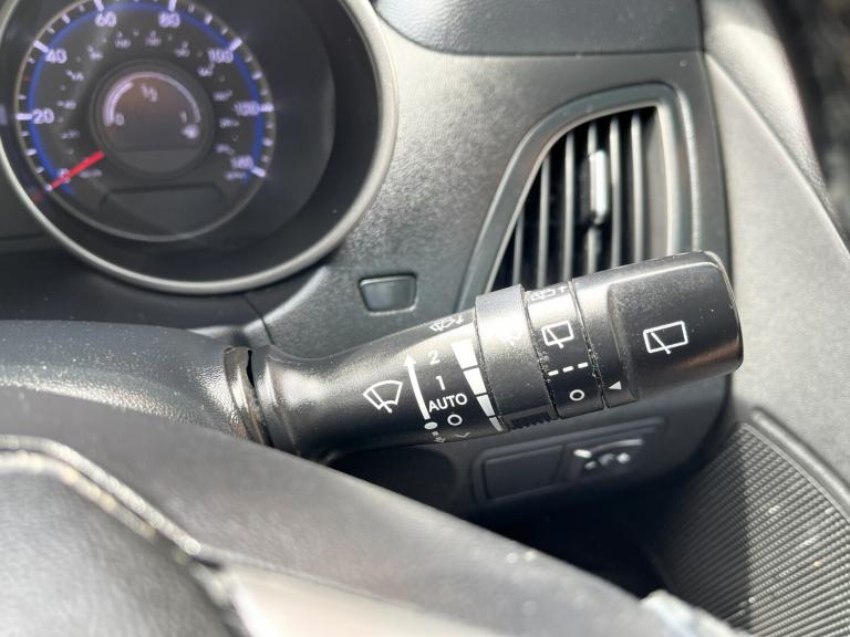 HYUNDAI IX35 1.7 CRDi GO! 2014