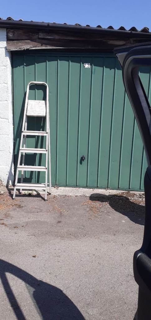 Small aluminium step ladder 
