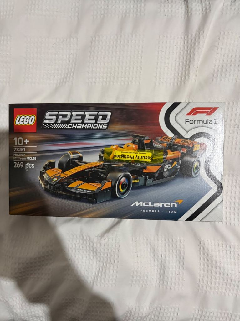 Lego Speed Champions: Mclaren F1 Team Mcl38 Race Car (77251) (sealed) 
