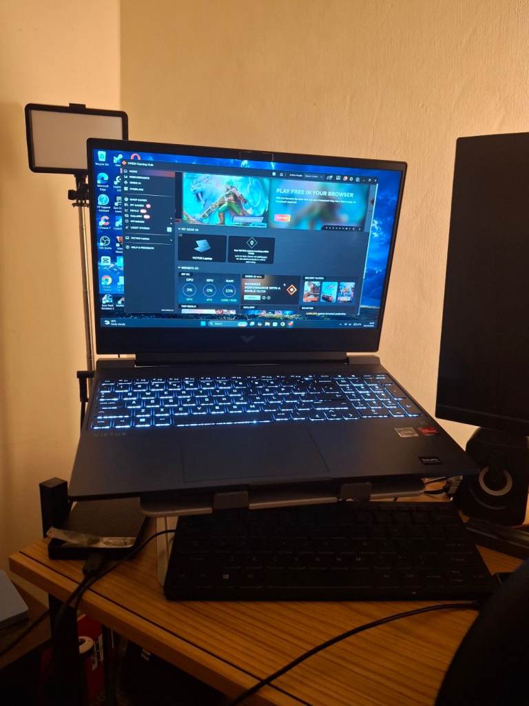 Victus Hp gaming laptop 15-fb0020na.