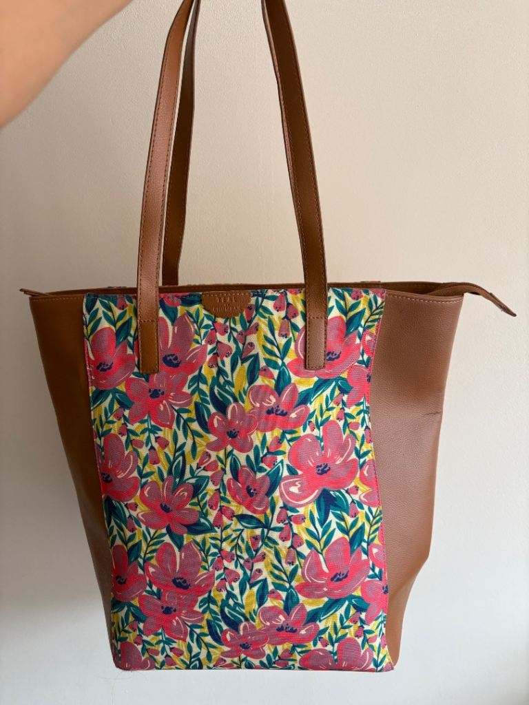 🌸 Gorgeous Floral Tote Bag –  Chumbak