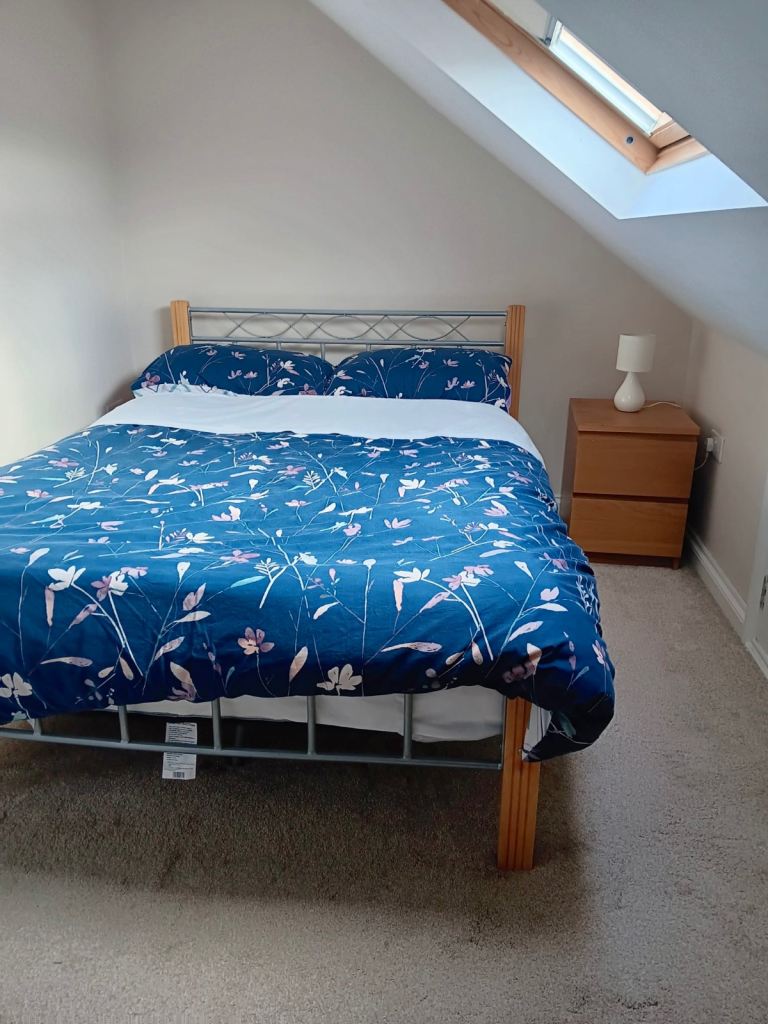 Rent Single & Double - close to Enfield Lock Train Station