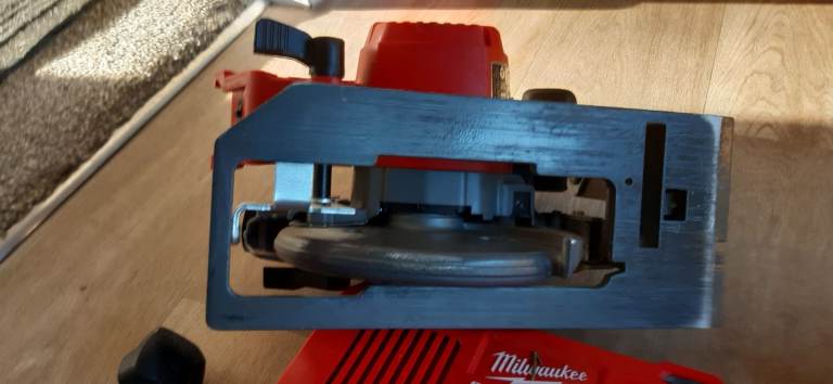 MILWAUKEE CCS55 CIRC SAW 165MM 18V LI-ION 5AH BATTERY AND TWIN CHARGER