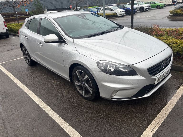 2016 Volvo V40 R Design T5 Auto