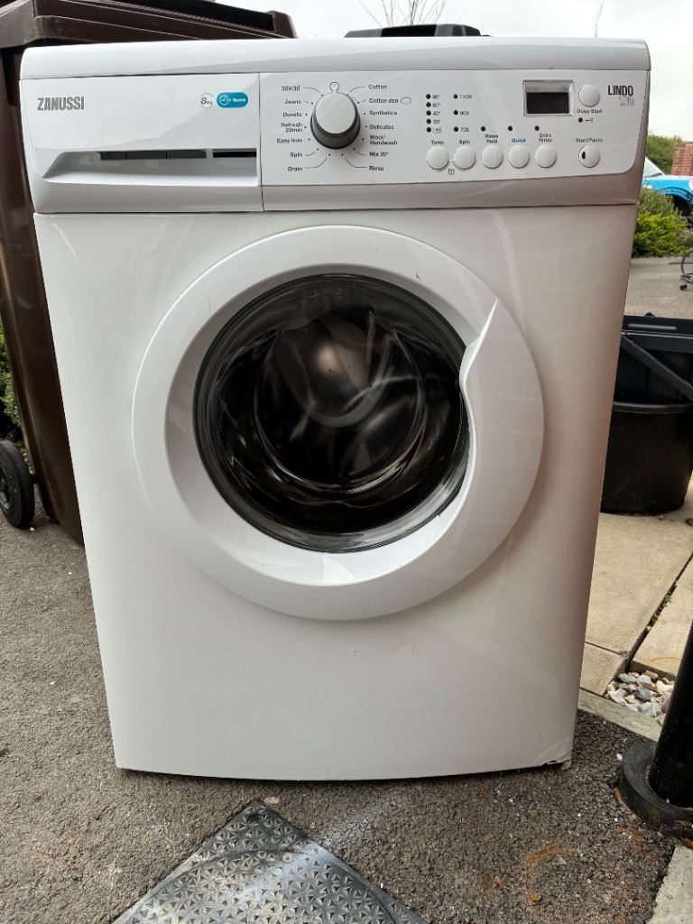 8kg Washing Machine, delivery for extra