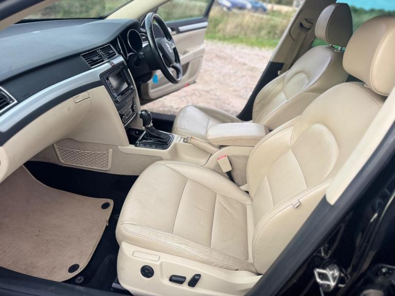 2014 Skoda Superb 2.0 TDI Elegance DSG 4WD Euro 5 (s/s) 5dr ESTATE Diesel Automatic