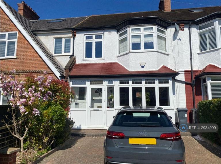 3 bedroom house in Ivyday Grove, London, SW16 (3 bed) (#2934299)
