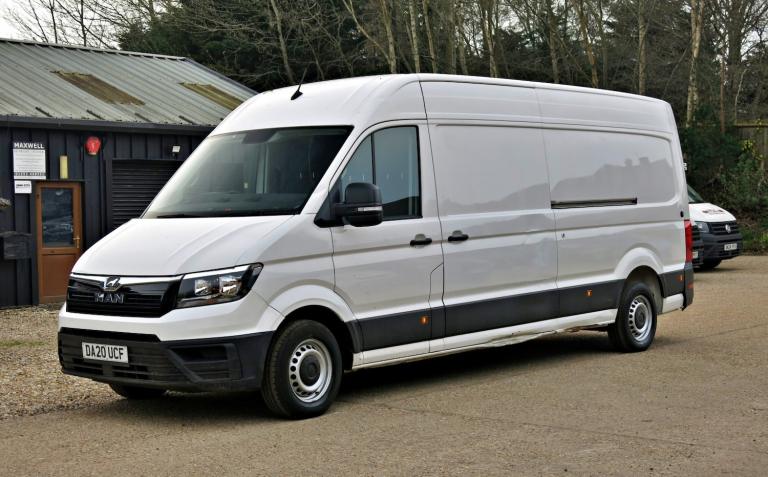 MAN TGE 140HP CRAFTER TRENDLINE SPEC 3140d White Manual Diesel 2020