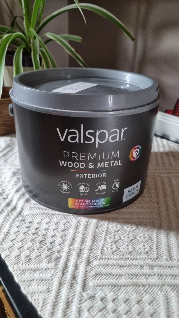 Valspar Black Exterior wood and metal paint