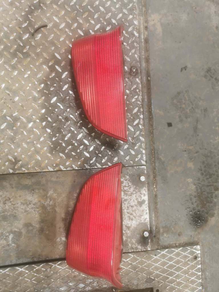 Peugeot 106 Rear Lights