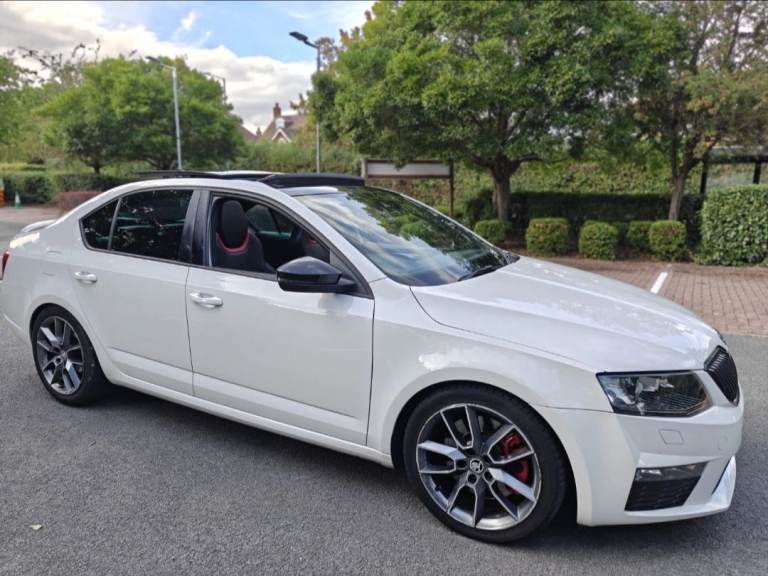 Skoda, OCTAVIA, Hatchback, 2014, Manual, 1968 (cc), 5 doors