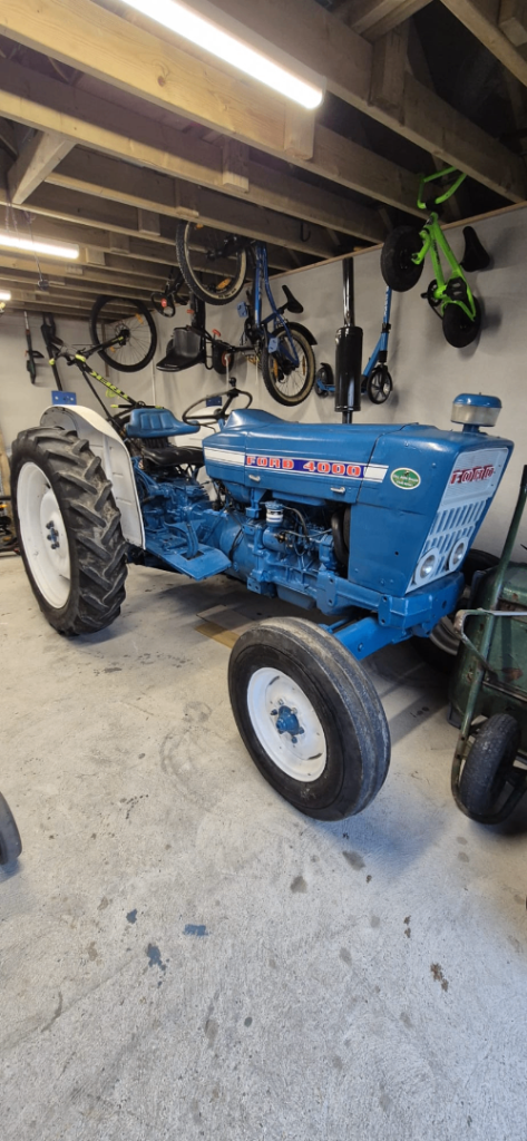 1965 ford 4000
