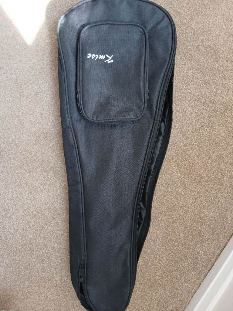 Tiger Ukulele with Carry Bag – Good Condition