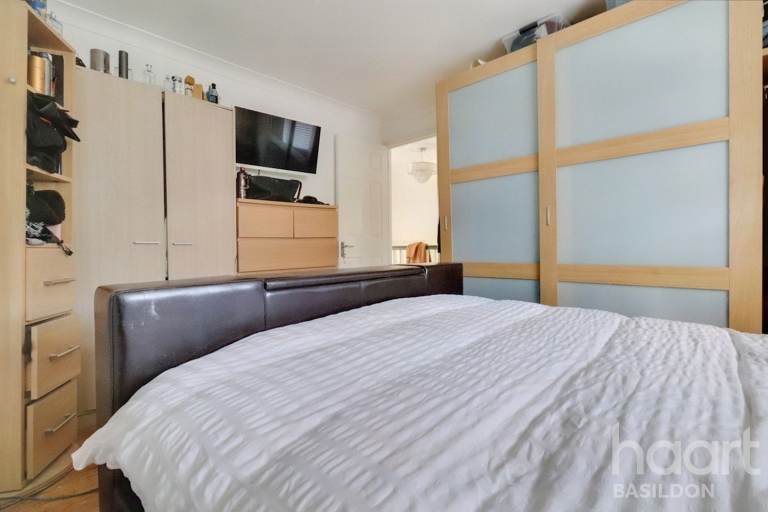 Double room in Billericay - available immediately 