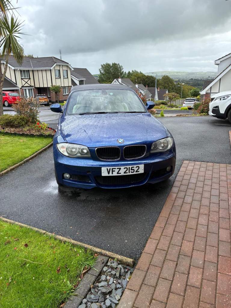 2011 BMW, 118i series, Convertible, Manual VM, 2 doors