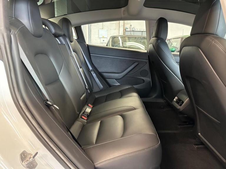 TESLA MODEL 3 (Dual Motor) Long Range Auto 4WDE 4dr 2021