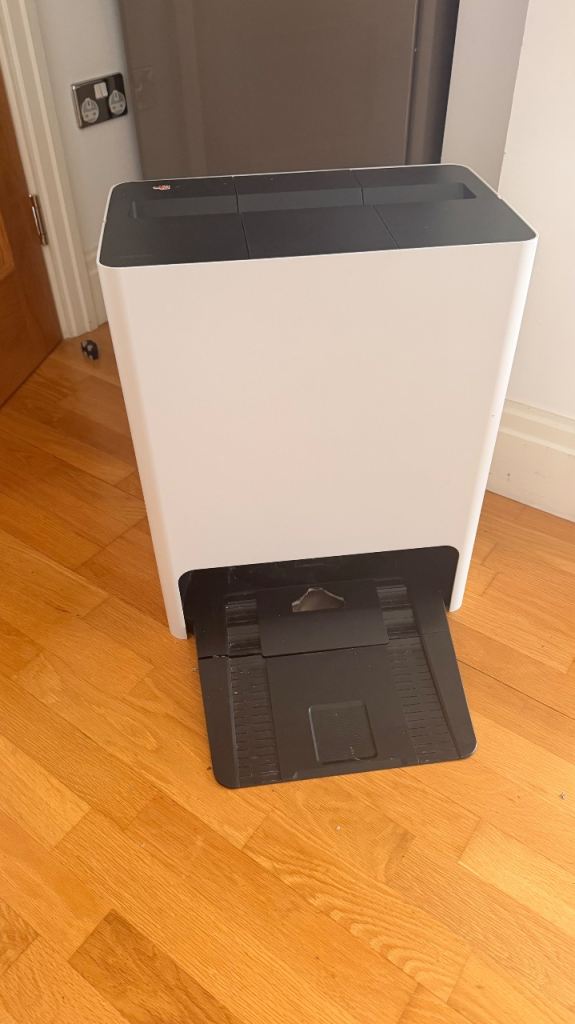Samsung All-in-One Clean Station Steam+ for Bespoke AI Jet Bot Combo Robot Vacuum C